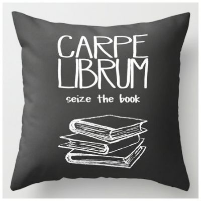 Carpe-Librum-pillow-seize-the-book